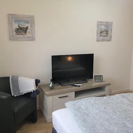 Holiday home Fh Rosengang - Fuer 6 Personen, Kamin, Terrasse, Garten *