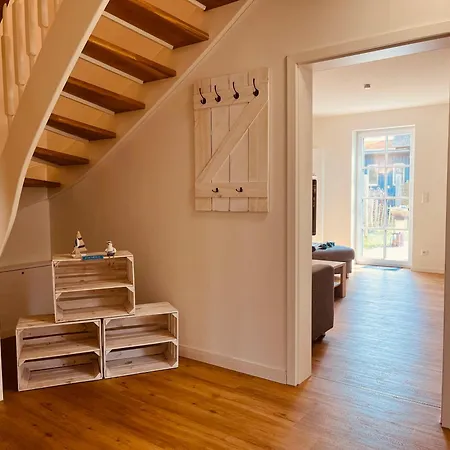 Holiday home Fh Rosengang - Fuer 6 Personen, Kamin, Terrasse, Garten *